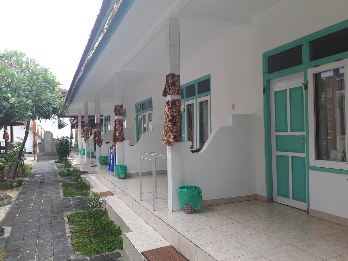 Agung Lembongan Bungalow Esterno foto